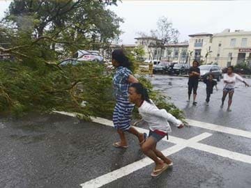 Over 100 dead in typhoon onslaught in Philippines