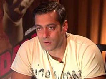 Hit-and-run case: Salman Khan wants fresh trial, prosecution calls it 'delay tactics'