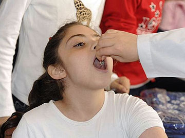 Syria, neighbours to vaccinate 20 million children against polio