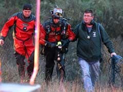 Frantic rescue for five kids trapped in US car crash