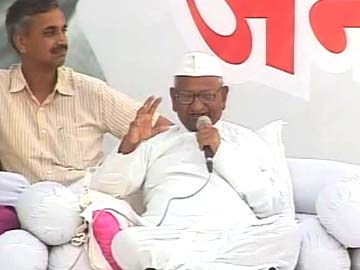 If you think Lokpal Bill has shortcomings, fast for it: Anna Hazare to Arvind Kejriwal