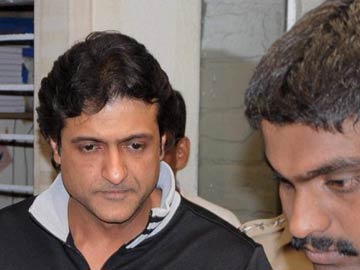 Armaan Kohli returns to Bigg Boss house after getting bail in physical abuse case