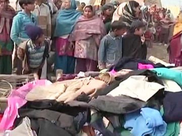 NDTV-Uday Foundation collect over 1000 blankets for UP riot refugees