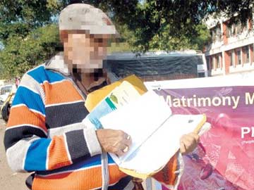 Pune: 72-yr-old attends matrimony meet, to find bride for HIV+ son