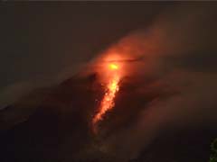 Indonesia rumbling volcano unleashes fresh burst
