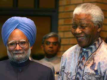 Prime Minister Manmohan Singh registers condolence message for Nelson Mandela Prime Minister Manmohan Singh registers condolence message for Nelson Mandela