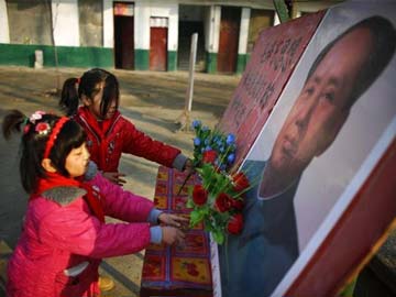 China celebrates Mao Zedong's birthday, but events scaled back