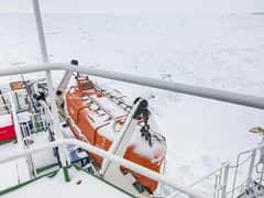 Antarctic blizzard halts icebreaker's bid to rescue stranded ship
