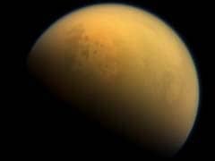 NASA's flexible rover could explore Saturn's moon Titan