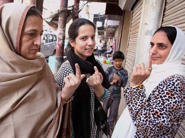 Women may turn out to be game changer in Delhi polls