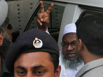 Bangladesh court puts on hold execution of 'Butcher of Mirpur'