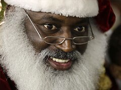 In diverse US, Santa Claus has many faces, races