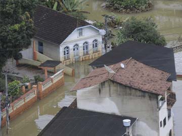 Death toll in Brazilian flooding rises to 32 