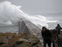 Storm wreaks havoc in Britain, France ahead of Christmas