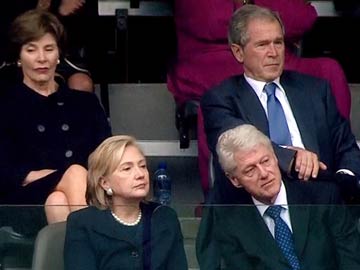 Obama, George W Bush and Hillary Clinton share flight to funeral