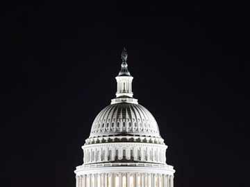 US budget deal clears crucial test vote in Senate
