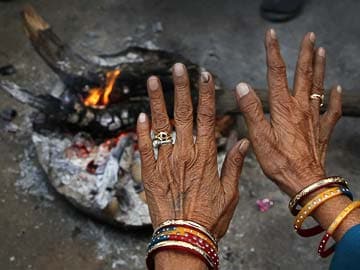 North India under grip of severe cold; temperature drops to minus 15 degrees Celsius in Leh