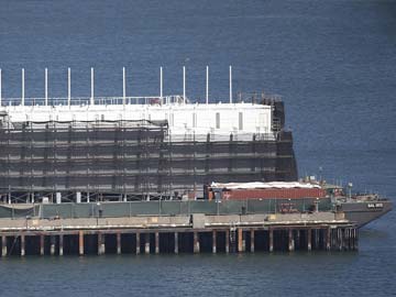 Google's mystery barge in San Francisco Bay under investigation