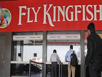 Harried Kingfisher Airlines employees to turn to Arvind Kejriwal for help