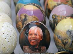 Ailing Nelson Mandela putting up 'courageous fight'