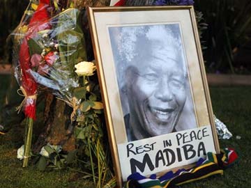 RIP Nelson Mandela: Top trending topic on Twitter