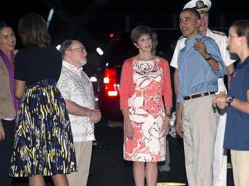 In Hawaii, Barack Obama tries for uninterrupted vacation