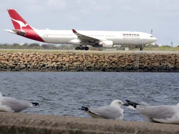 Australia's Qantas Airways to slash 1,000 jobs 