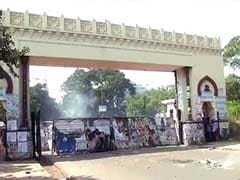 Larger Telangana plan sparks protests, bandh halts parts of Andhra Pradesh