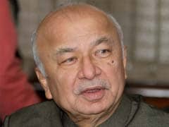 Stalk-Gate inquiry by Centre is not vendetta, claims Home Minister Sushil Kumar Shinde