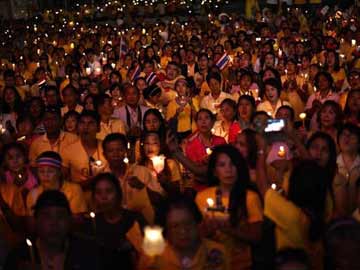 Thai protest leaders refuse to give up, but streets calm