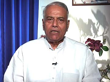 Devyani Khobragade row: arrest same sex companions of US diplomats in India, says Yashwant Sinha