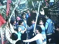 Despite attack on AAP office, Arvind Kejriwal refuses security