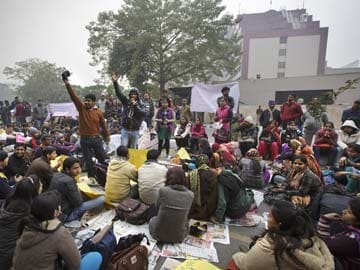 Common gripes greet common man party, now running Delhi