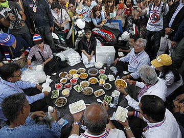 Thai capital under state of emergency as protesters dig in