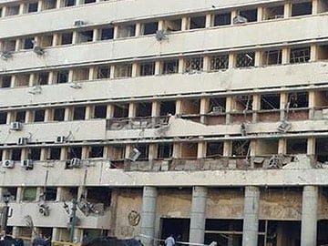 Bomb explodes near Cairo police academy, one wounded