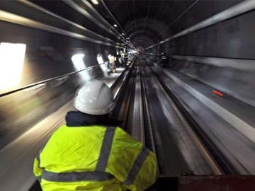 19 workers suffer carbon monoxide poisoning in Channel tunnel