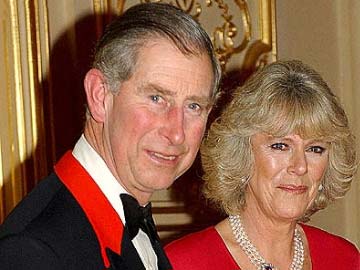 Prince Charles, Camilla in mid-air helicopter scare
