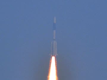India in cryogenic club with launch of GSLV-D5: 10 points