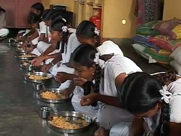 Rs 20 for food, all expenses: Girls in these Karnataka hostels deprived twice over? 