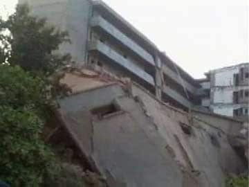 Goa building collapse: Police search for builder, contractor
