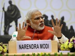 Narendra Modi mocks Prime Minister at NRIs' meet, hints at 'better times' after polls