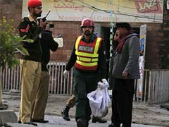 Second Taliban bomb attack kills 10 near Pakistan Army headquarters