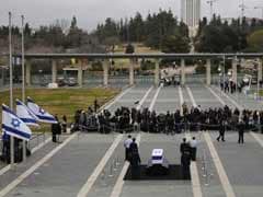Israelis pay last respects to warrior-statesman Ariel Sharon