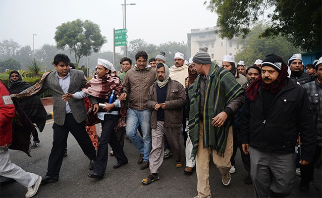 Not going anywhere, get used to it, says Arvind Kejriwal at protest