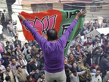 Delhi: BJP launches 'Ek Note, Kamal par Vote' campaign