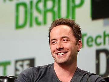 Dropbox snags $250 million funding at $10 billion valuation: sources