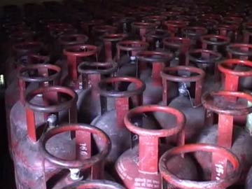 Rahul Gandhi effect: Cabinet approves quota hike of subsidised LPG cylinders to 12