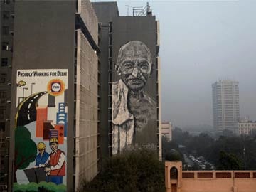 Delhi: Huge mural of Mahatma Gandhi unveiled on Police Headquarters wall