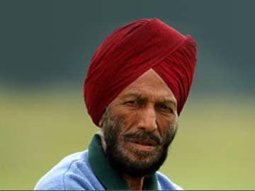 Milkha Singh's wife, daughter join AAP, but he says no to politics