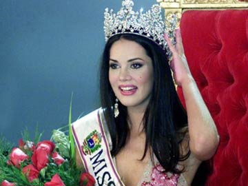 Former Miss Venezuela Monica Spear shot dead in front of daughter